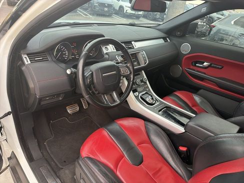 Used 2015 Land Rover Range Rover Evoque Dynamic image 19