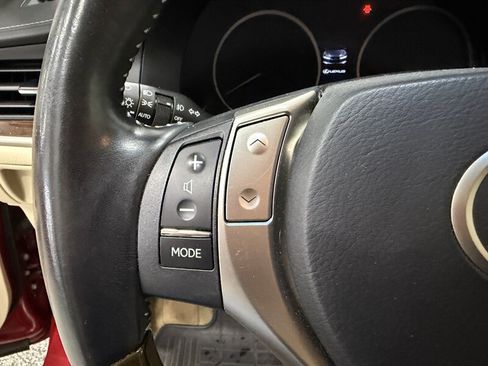 Used 2015 Lexus ES 350 w/ Luxury Package FWD image 9
