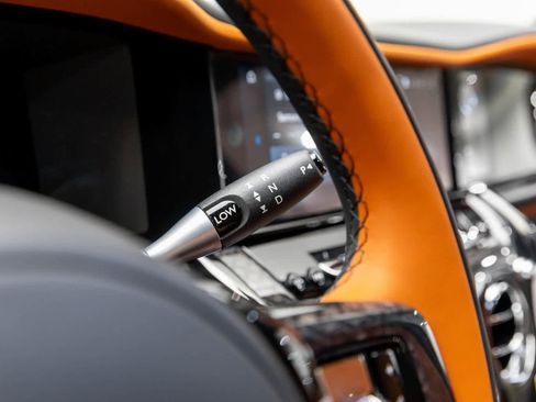 New 2026 Rolls-Royce Cullinan Black Badge image 23