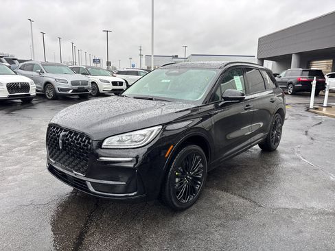 New 2026 Lincoln Corsair Grand Touring AWD/4WD image 3