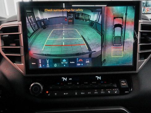 Used 2025 Toyota Tundra Limited image 18