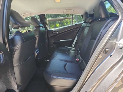 Used 2016 Toyota Prius Four Touring FWD image 22