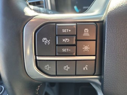 Used 2024 Ford F350 Limited image 31