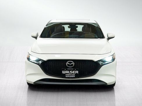 Used 2020 MAZDA MAZDA3 Hatchback w/ Premium Package FWD image 8