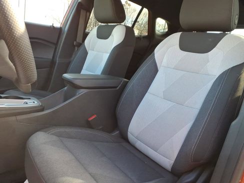 Used 2024 Chevrolet Trax RS w/ Sunroof Package image 11