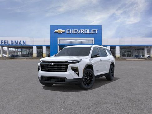 New 2026 Chevrolet Traverse LT w/ Midnight/Sport Edition AWD/4WD image 8