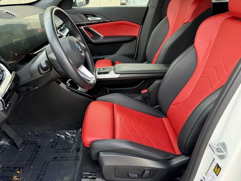 Used 2025 BMW X1 xDrive28i w/ Technology Package image 22