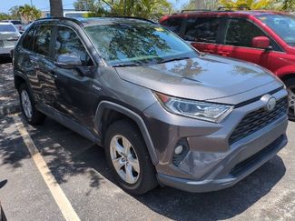 Used 2019 Toyota RAV4 XLE AWD/4WD video 1