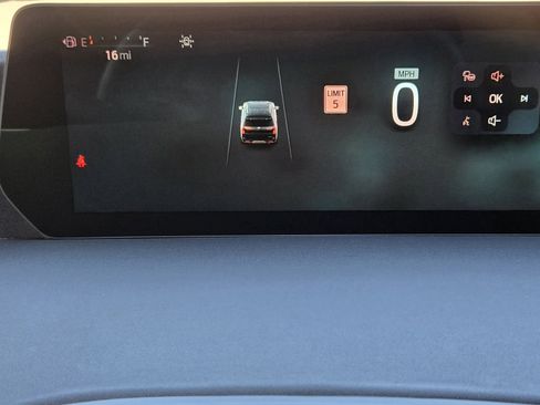 New 2026 Ford Expedition Tremor image 16