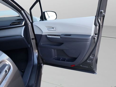 Certified 2022 Toyota Sienna LE image 17