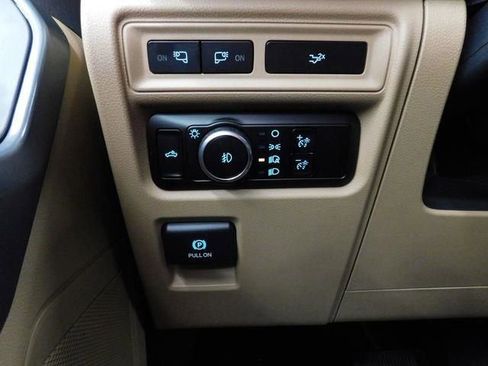 Used 2023 Ford F150 XLT w/ Equipment Group 302A High image 40