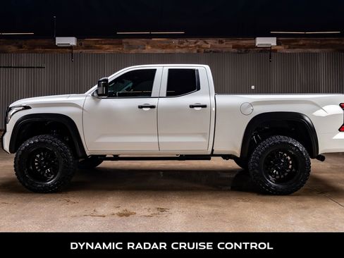 Used 2025 Toyota Tundra SR w/ SR Tow Package AWD/4WD image 6