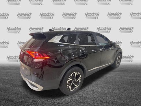 Used 2023 Kia Sportage LX FWD image 11