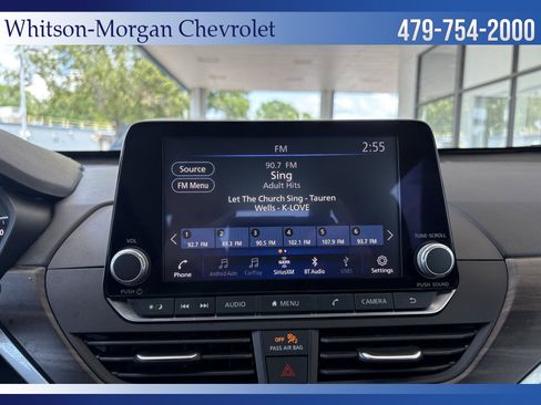 Used 2024 Nissan Altima 2.5 SV FWD image 22