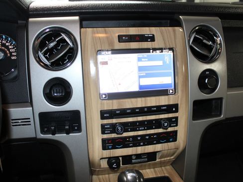 Used 2011 Ford F150 Lariat w/ Lariat Chrome Pkg RWD image 15