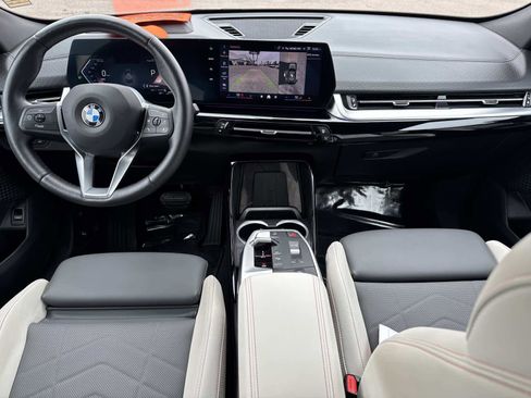 Used 2025 BMW X2 xDrive28i image 15
