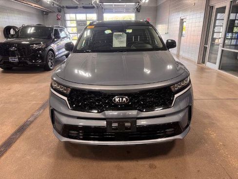 Used 2021 Kia Sorento EX w/ Panoramic Sunroof Package AWD/4WD image 2