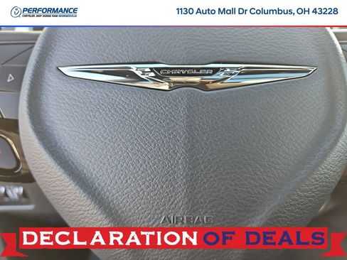 New 2026 Chrysler Pacifica Select image 25