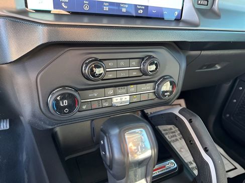 Used 2021 Ford Bronco First Edition AWD/4WD image 27