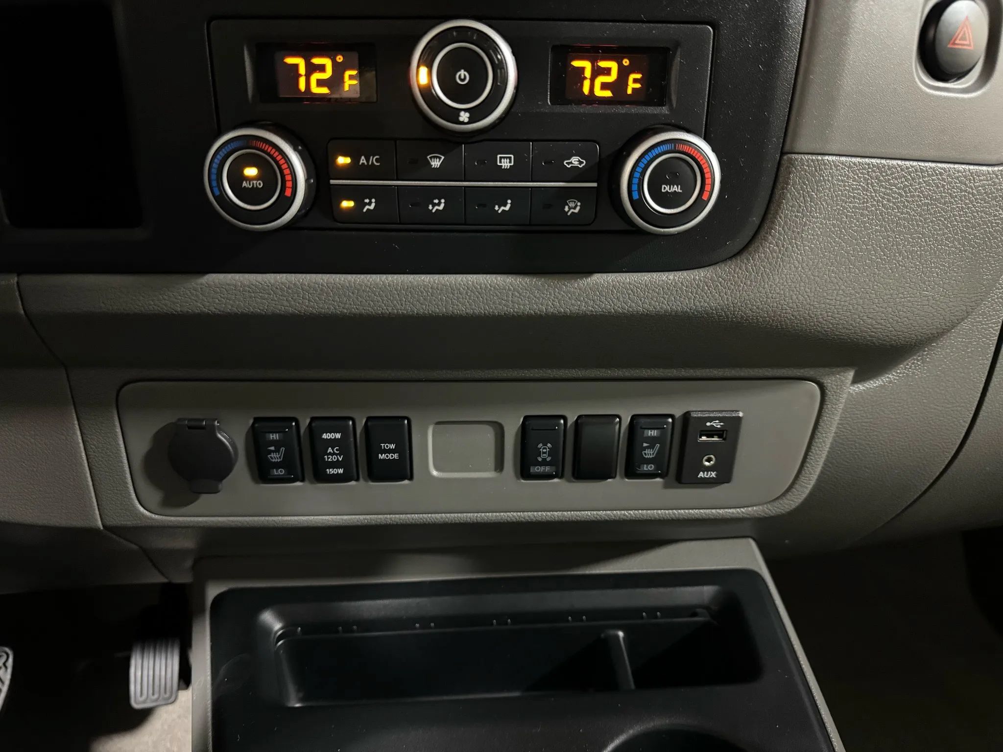 Used 2018 Nissan NV 3500 SL RWD image 43