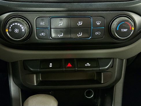 Used 2022 Chevrolet Colorado W/T w/ WT Convenience Package image 15