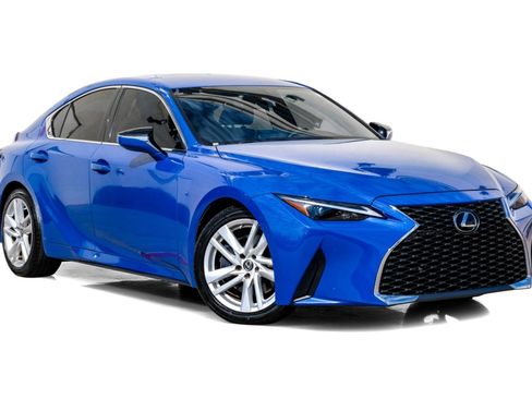 Used 2021 Lexus IS 300 w/ Accessory Package image 5