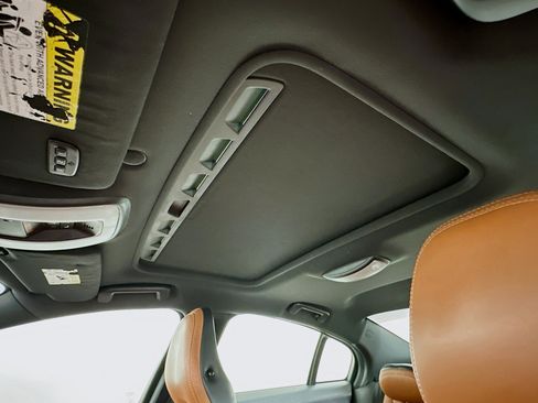 Used 2015 Volvo S60 T5 Platinum image 26