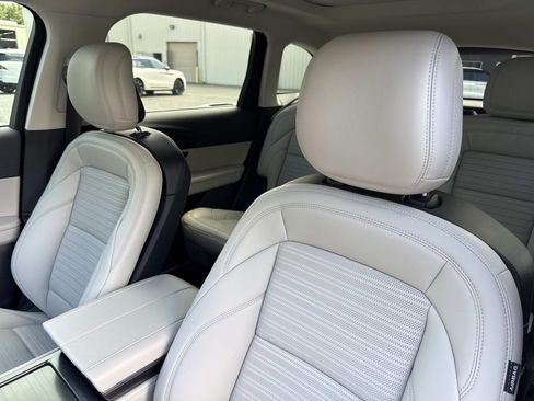 New 2026 Lincoln Nautilus Reserve w/ Jet Appearance Package AWD/4WD image 21