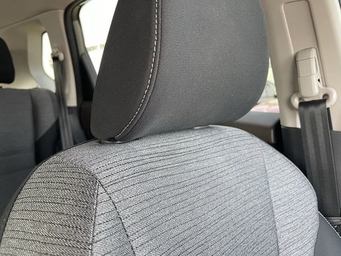 Used 2023 Nissan Rogue SV image 25