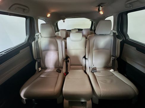 Used 2018 Honda Odyssey EX-L image 30