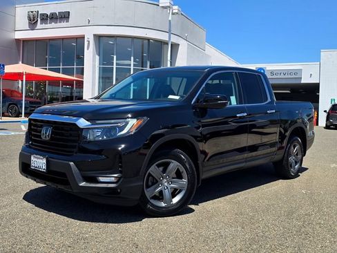 Used 2023 Honda Ridgeline RTL-E image 3