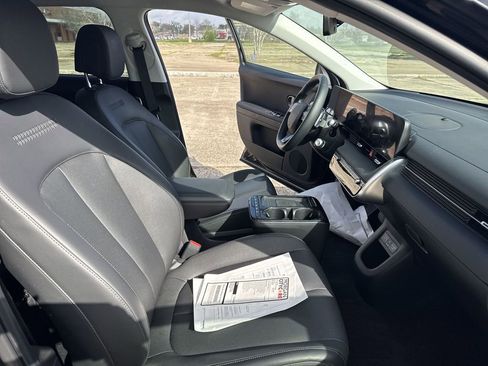 Used 2025 Hyundai Ioniq 5 SEL RWD image 31