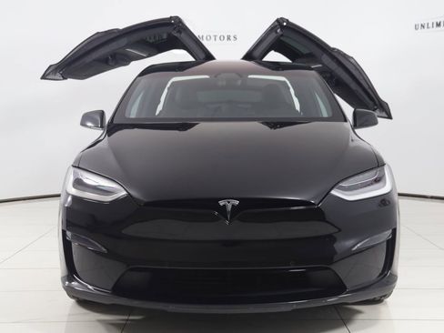 Used 2022 Tesla Model X image 65