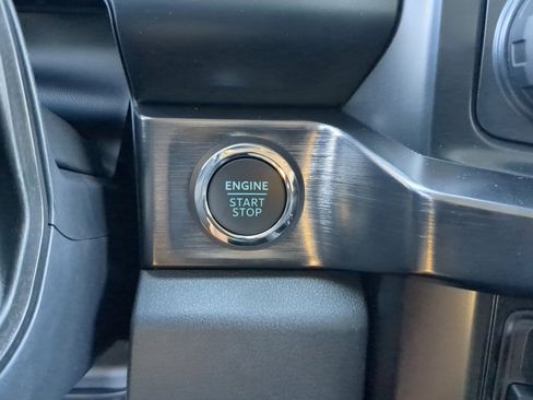 New 2026 Ford F250 Lariat w/ Black Appearance Package image 30