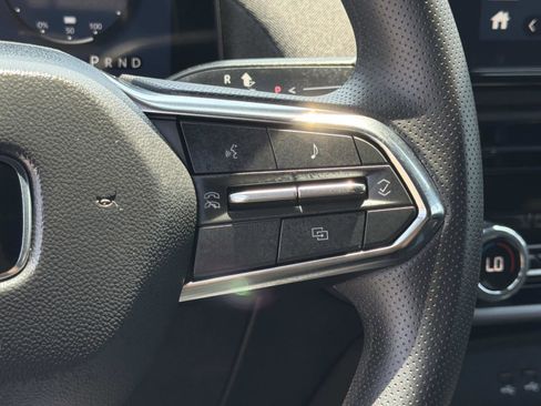 Used 2025 Honda Prologue EX image 10