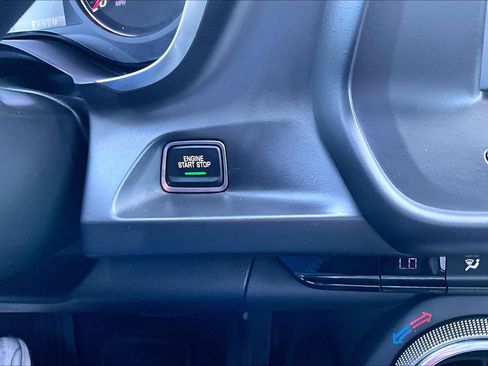 Used 2016 Chevrolet Camaro LT RWD image 23