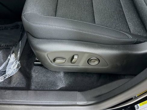 New 2026 Chevrolet Traverse LT w/ Driver Confidence Package image 20