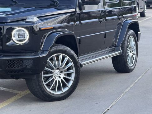 Used 2021 Mercedes-Benz G 550 image 3