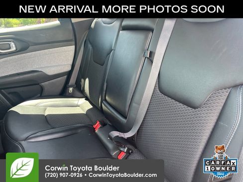 Used 2022 Jeep Compass Latitude AWD/4WD image 12