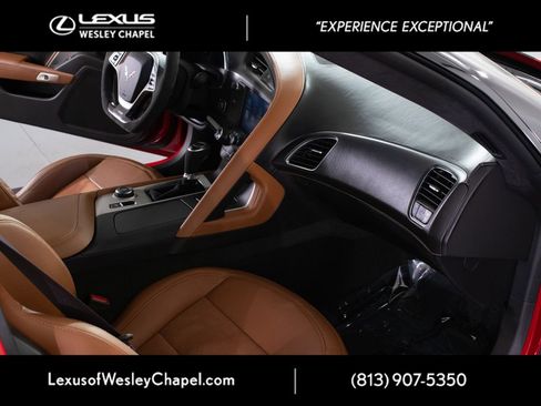 Used 2015 Chevrolet Corvette Z06 w/ 3LZ Preferred Equipment Group RWD image 16