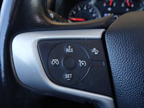 Used 2021 GMC Terrain SLE w/ Elevation Edition image 17