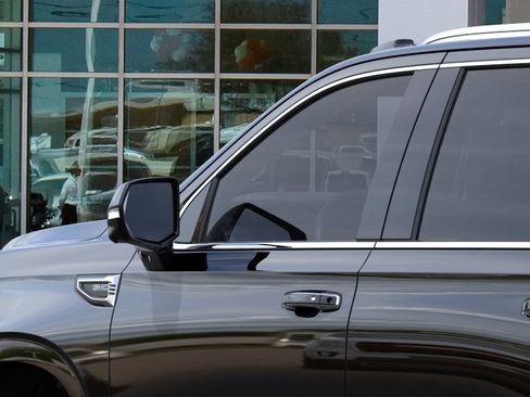 New 2026 GMC Yukon Denali w/ Sun & Power Step Package AWD/4WD image 12
