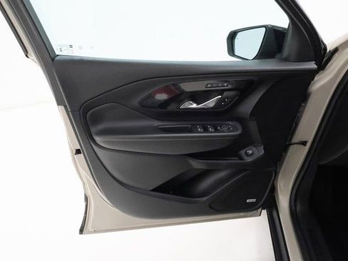 Used 2023 GMC Terrain AT4 w/ Infotainment Package II image 8