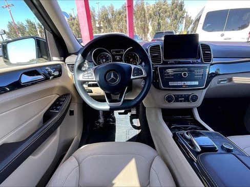 Used 2017 Mercedes-Benz GLE 43 AMG 4MATIC image 21