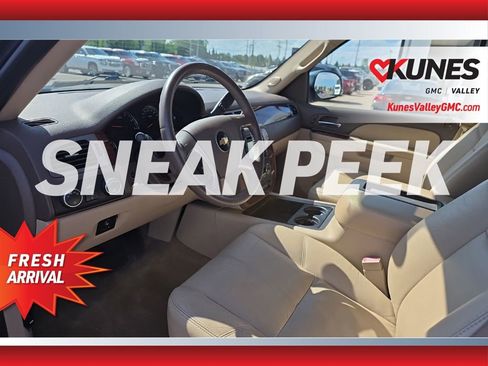 Used 2010 Chevrolet Tahoe LT w/ Luxury Package AWD/4WD image 7