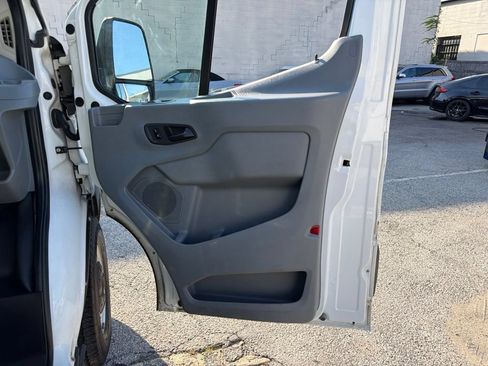 Used 2016 Ford Transit 250 130 Medium Roof RWD image 13