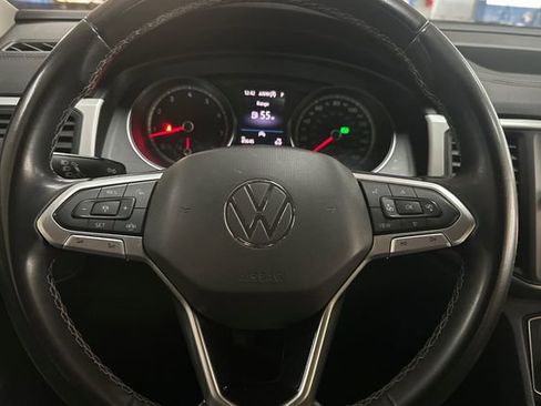 Used 2021 Volkswagen Atlas SE image 29