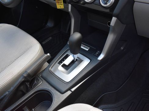 Used 2018 Subaru Forester 2.5i Premium w/ All-Weather Package image 24