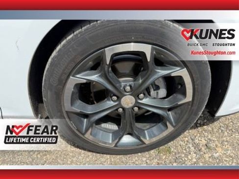Used 2024 Chevrolet Malibu LT FWD image 13