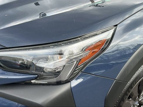 Certified 2025 Subaru Outback Onyx Edition AWD/4WD image 8